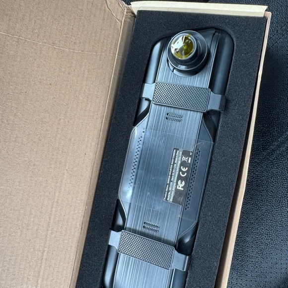 Blue Rearview Mirror Dash Cam - Picture 4 of 6